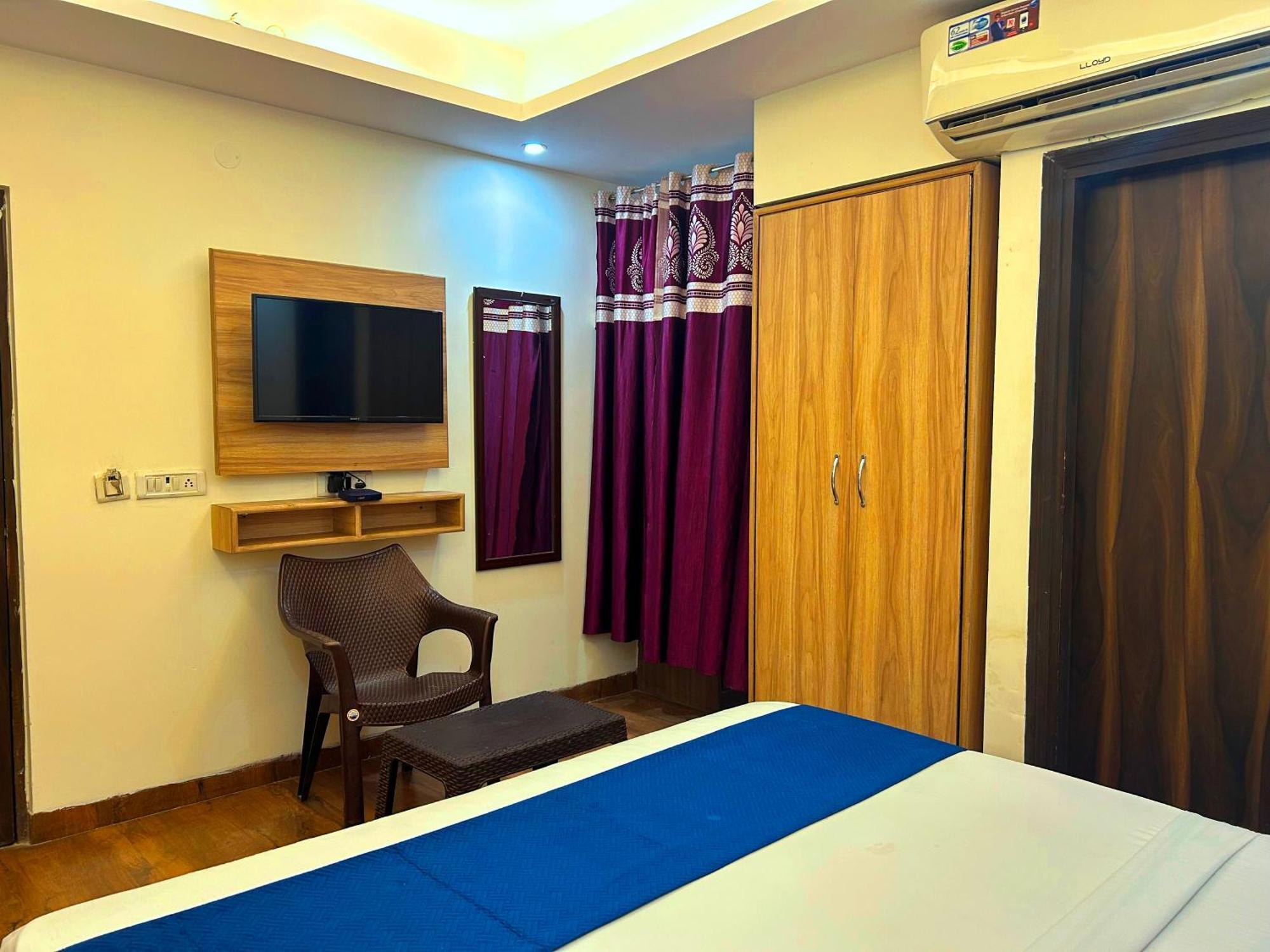 Hotel Golden Bliss At New Delhi International Airport Exterior foto